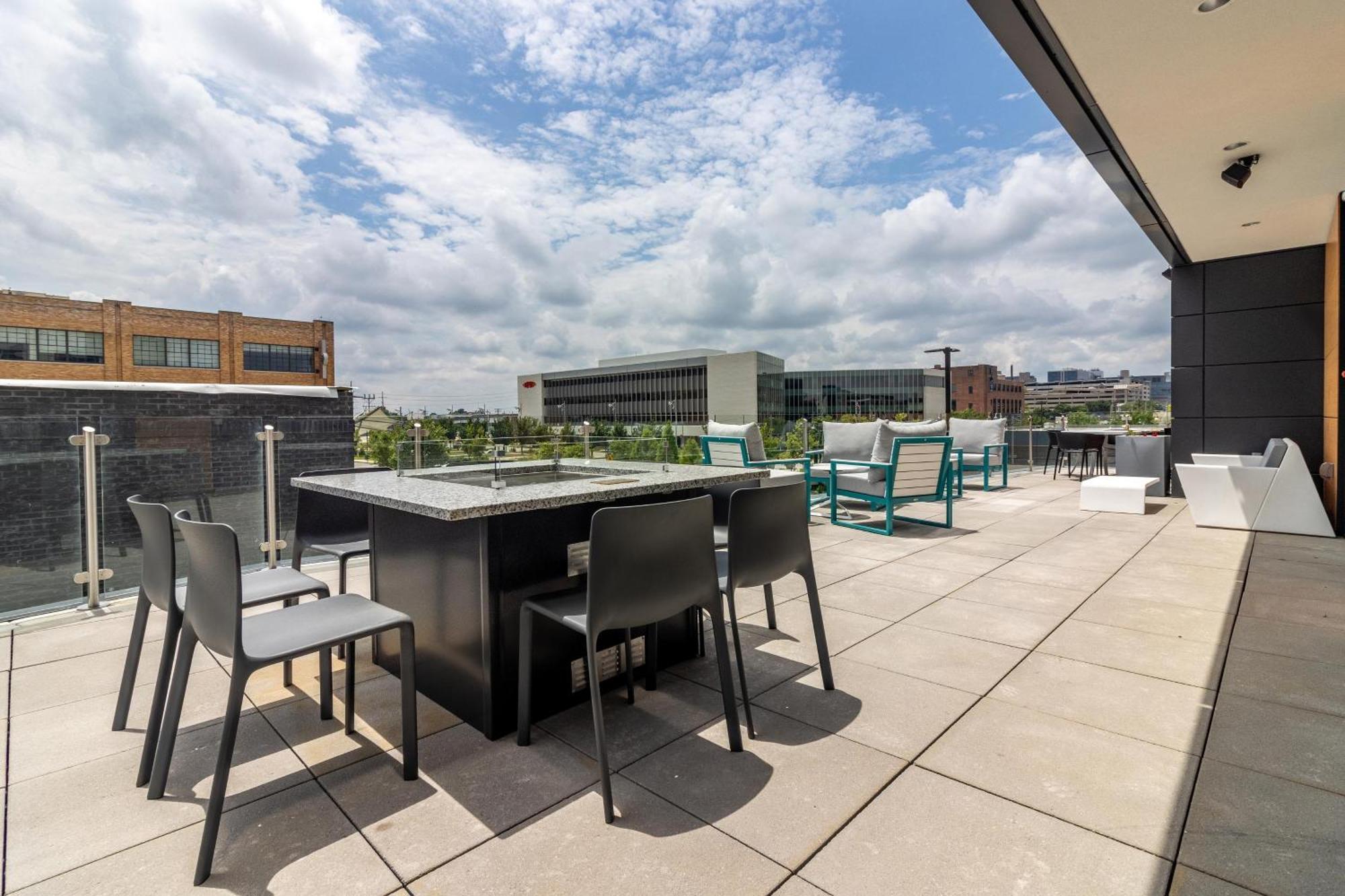 Aloft St. Louis Cortex Eksteriør bilde